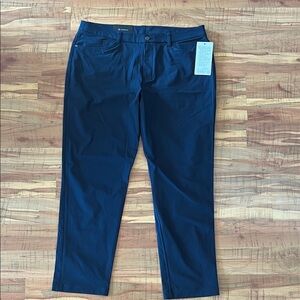 Lululemon ABC Classic 5 Pocket Men’s Navy Blue Pants - New with tags